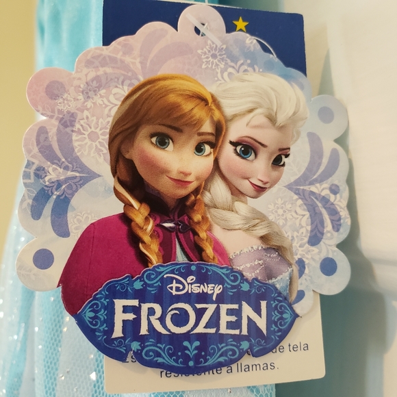 Disney Frozen Princess Elsa Nightgown Pajamas Sleepwear Girls Size: 4/5 NWT - Picture 7 of 10